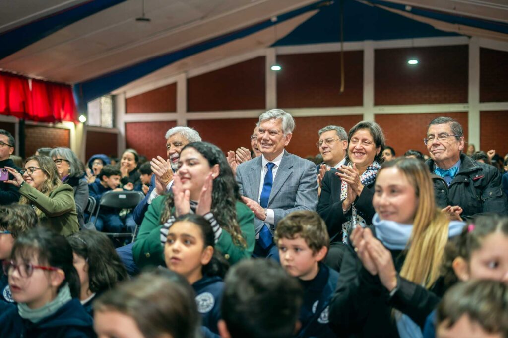 Gran Maestra y Gran Maestro en Aniversario 33 del Colegio La Fontaine